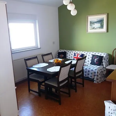 Seaview Marta Apartamento *