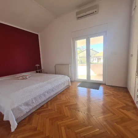 Apartment Seaview Marta